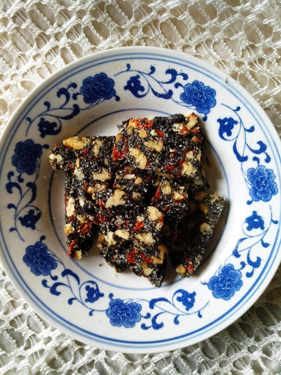 芝麻核桃营养糕～不放阿胶