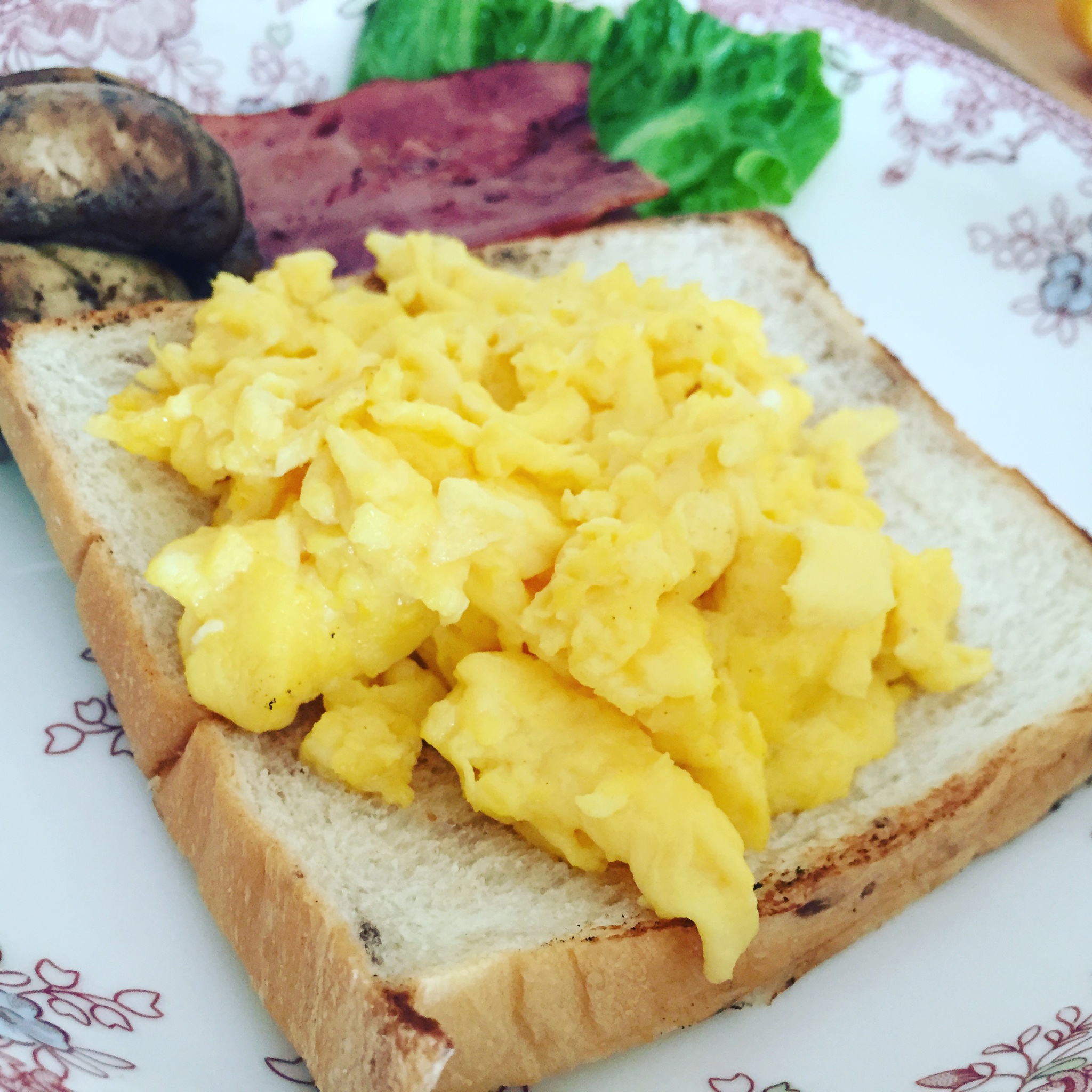 美式炒蛋 scrambled eggs