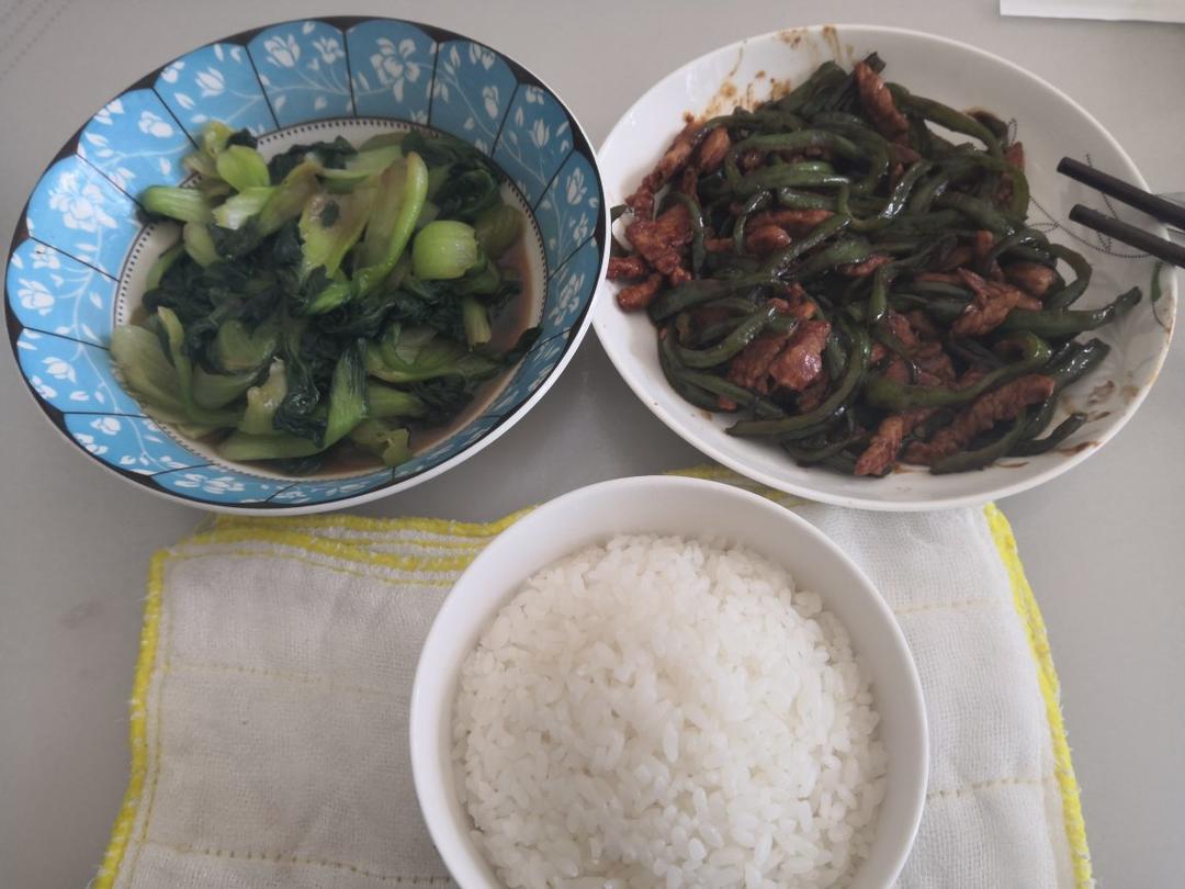 好吃到停不下来的青椒炒肉丝