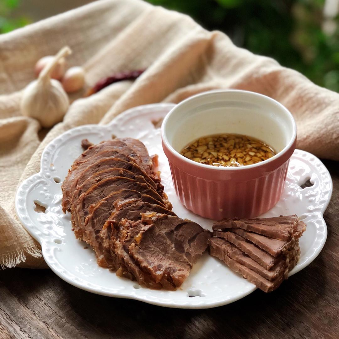 椰风做的限时特价 | 古法酱牛肉   油酥火烧