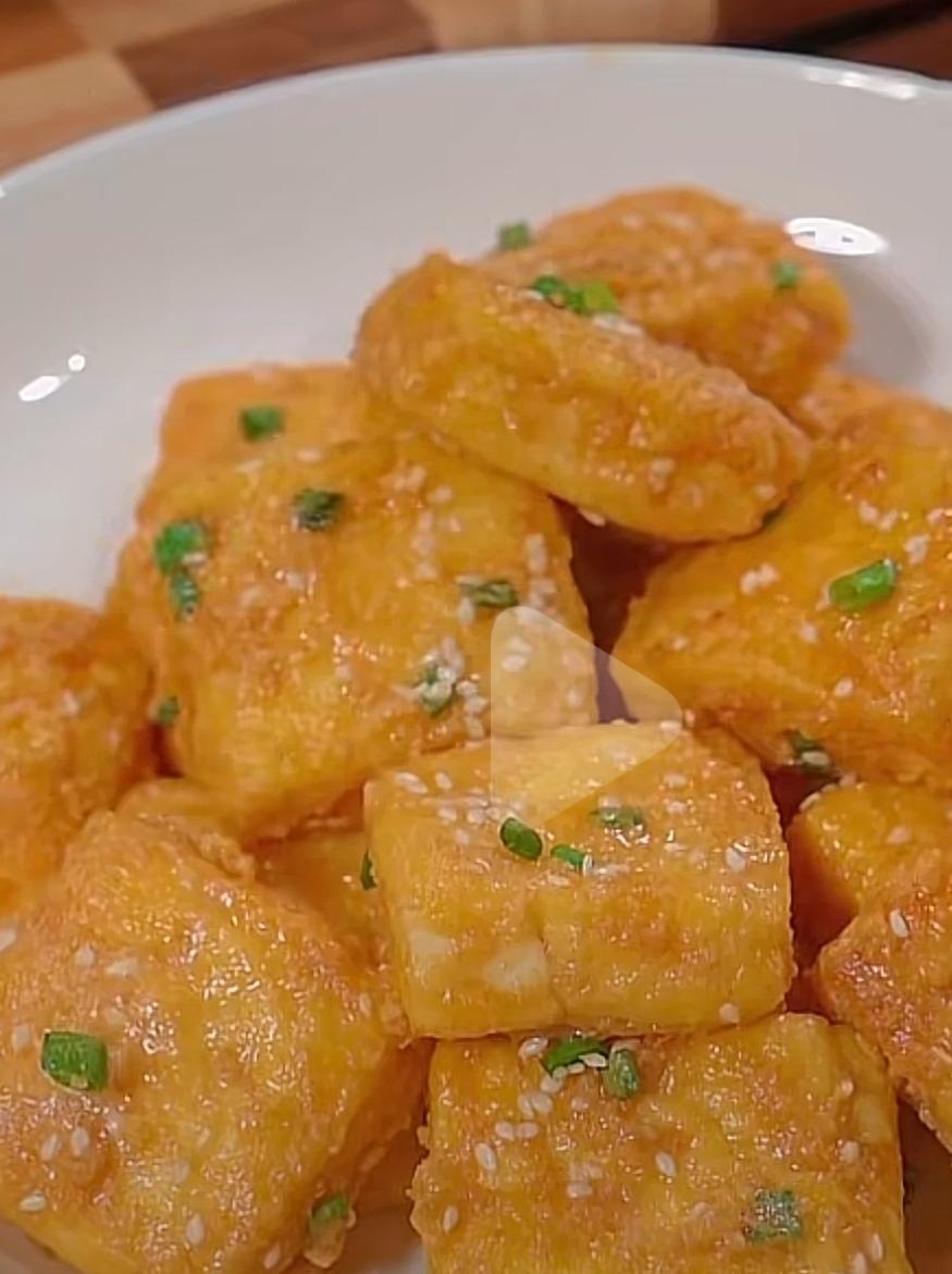 金沙豆腐   浇汁豆腐的做法