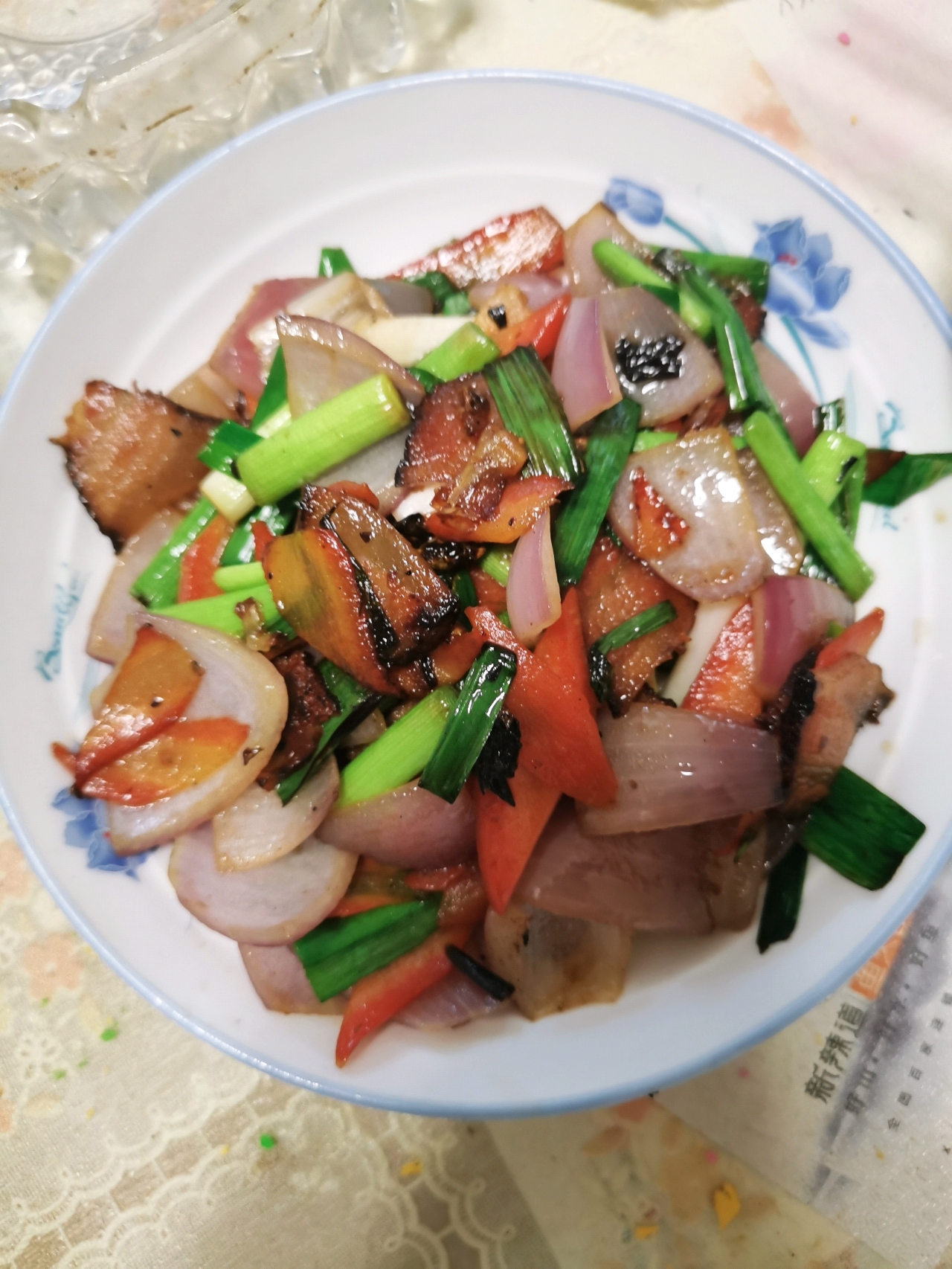 超级下饭的一道菜蒜苔炒风干腊肉
