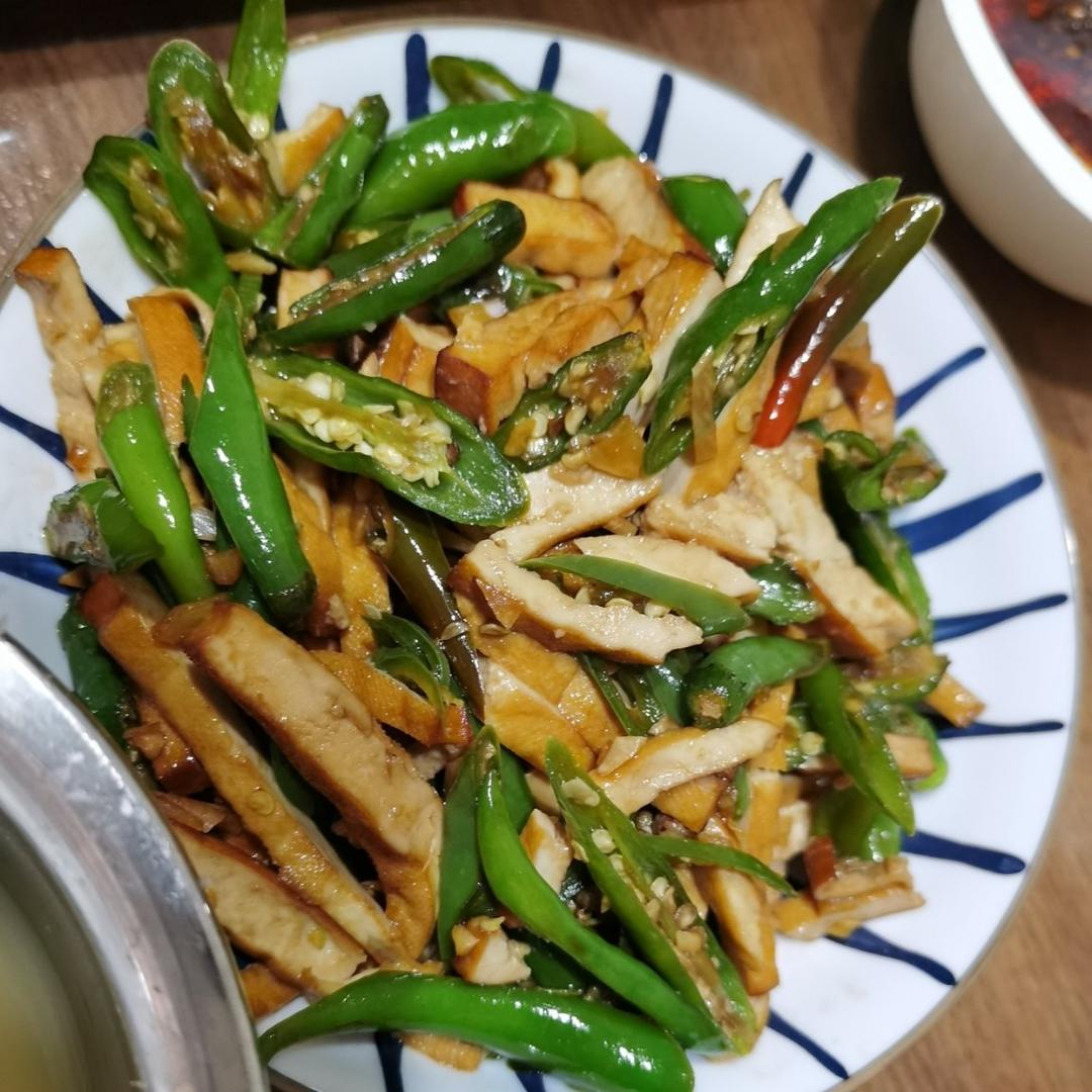 青椒炒豆干