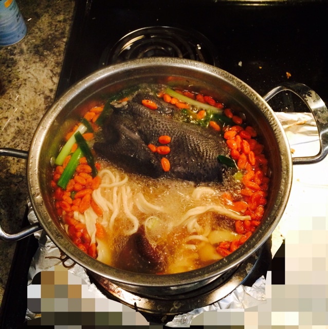 香菇乌鸡汤