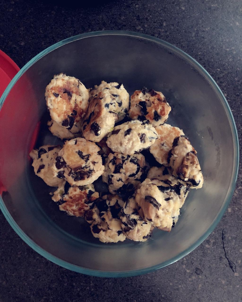 「增肌高蛋白低脂」香菇鸡肉豆腐丸子/豆腐饼（微波炉快手/烤箱版/蒸熟）