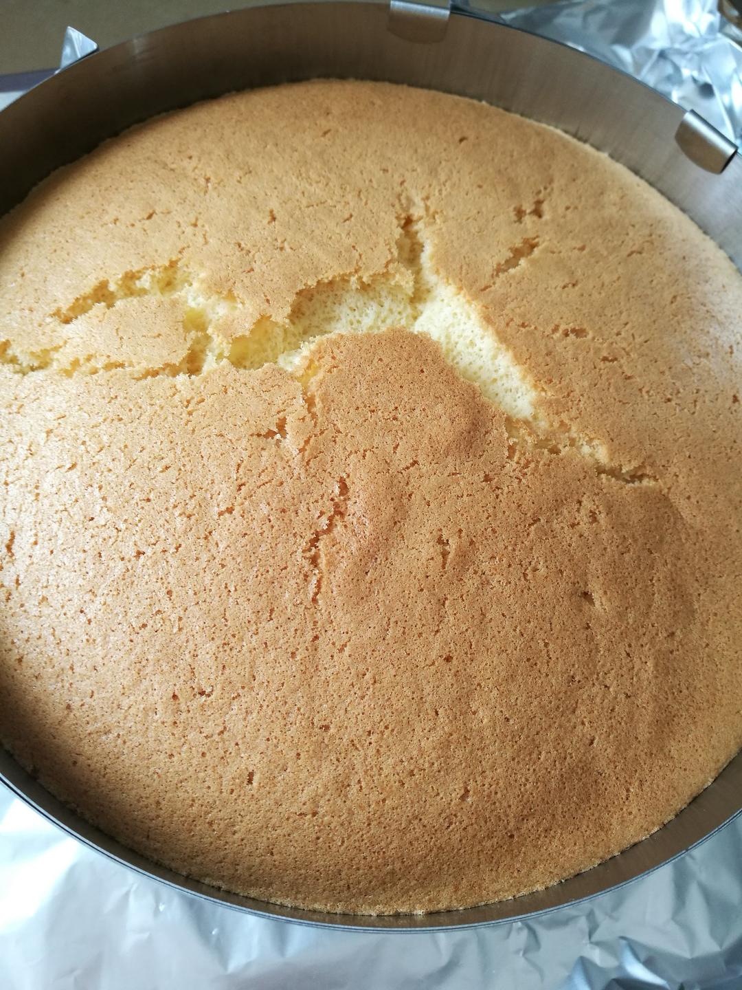 烤箱做蛋糕（戚风蛋糕的做法）