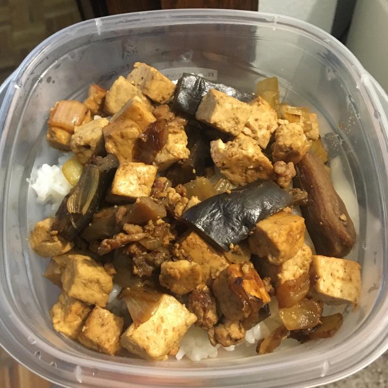 红烧肉沫豆腐