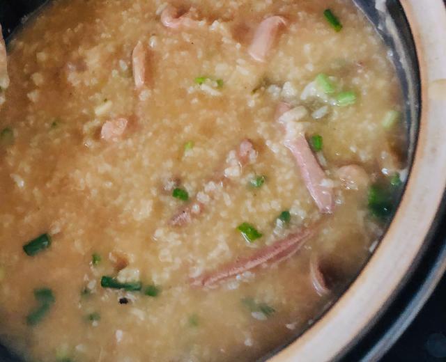 超级好吃的潮汕砂锅粥-猪杂粥的做法