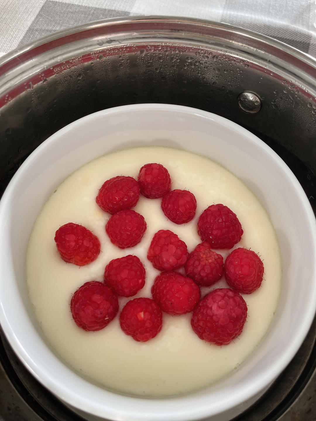 只需三个步骤的简单好吃双皮奶