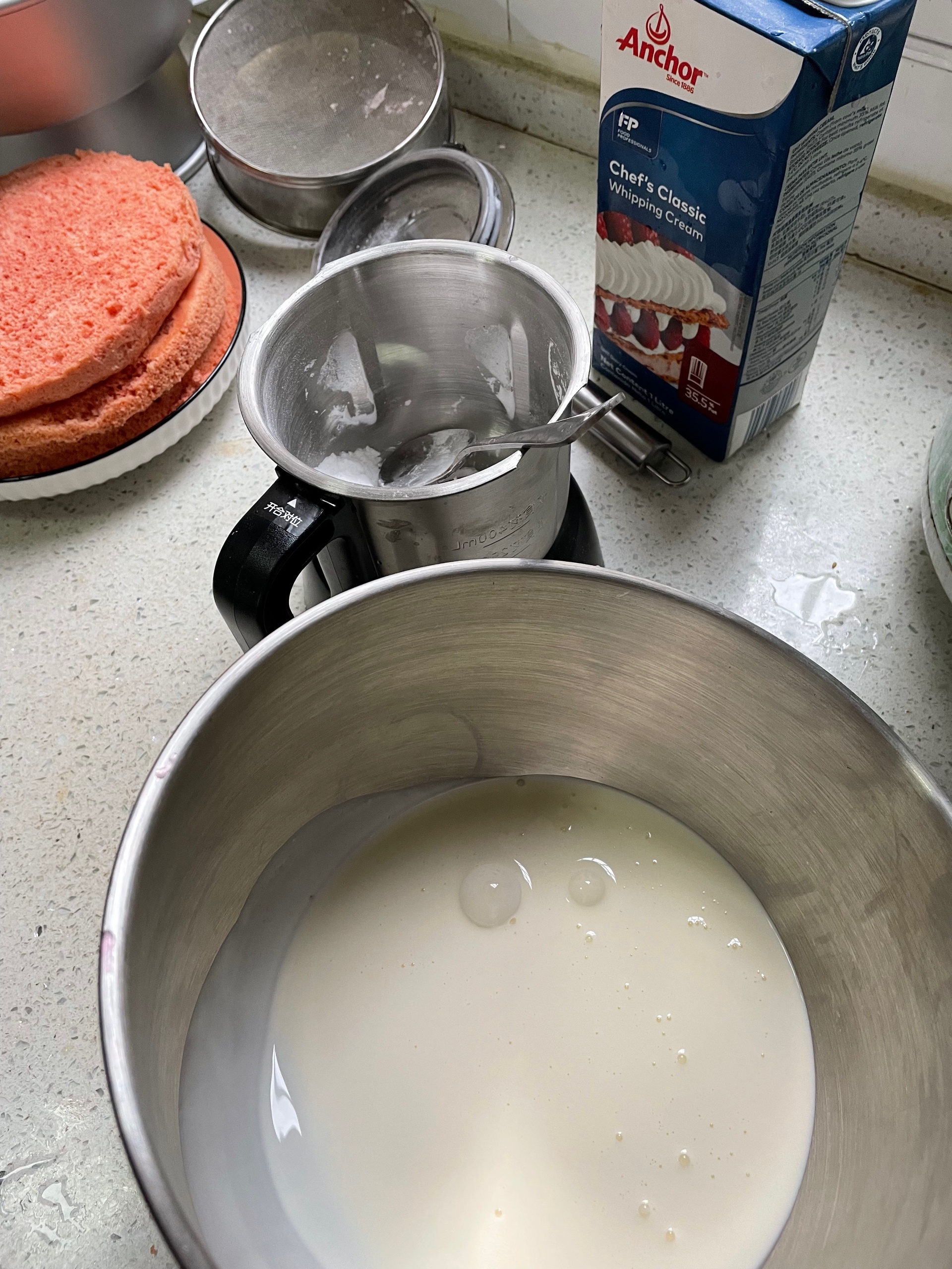 奶油水果蛋糕，蒸蛋糕八寸红曲米粉的做法 步骤6