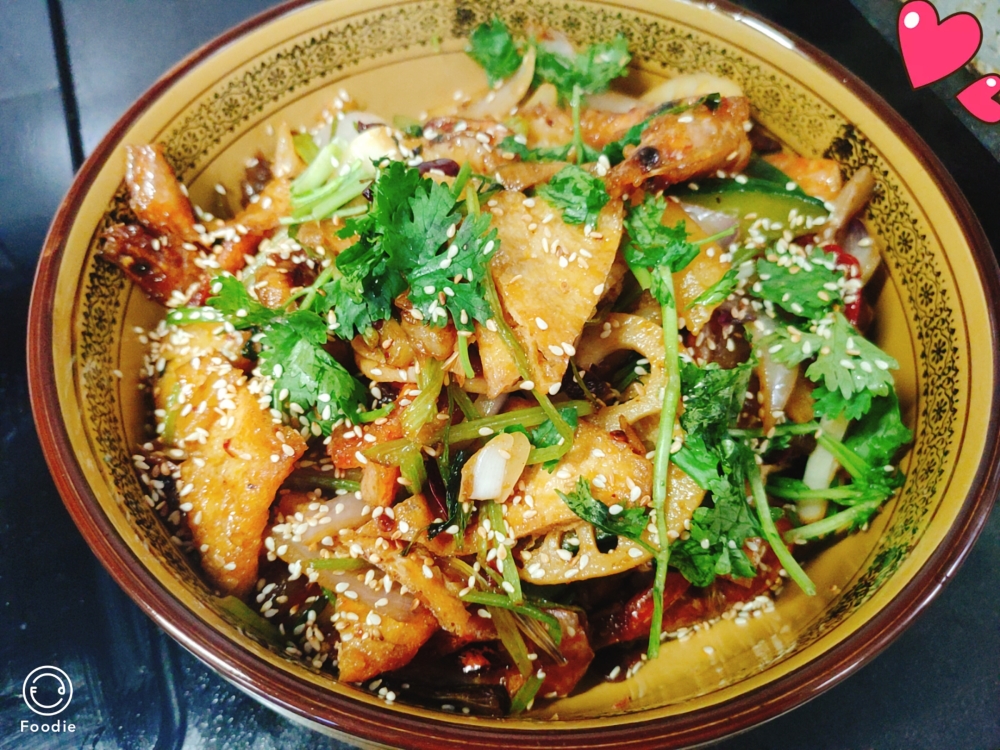 好吃不贵的在家都能做大菜-干锅虾的做法 步骤6