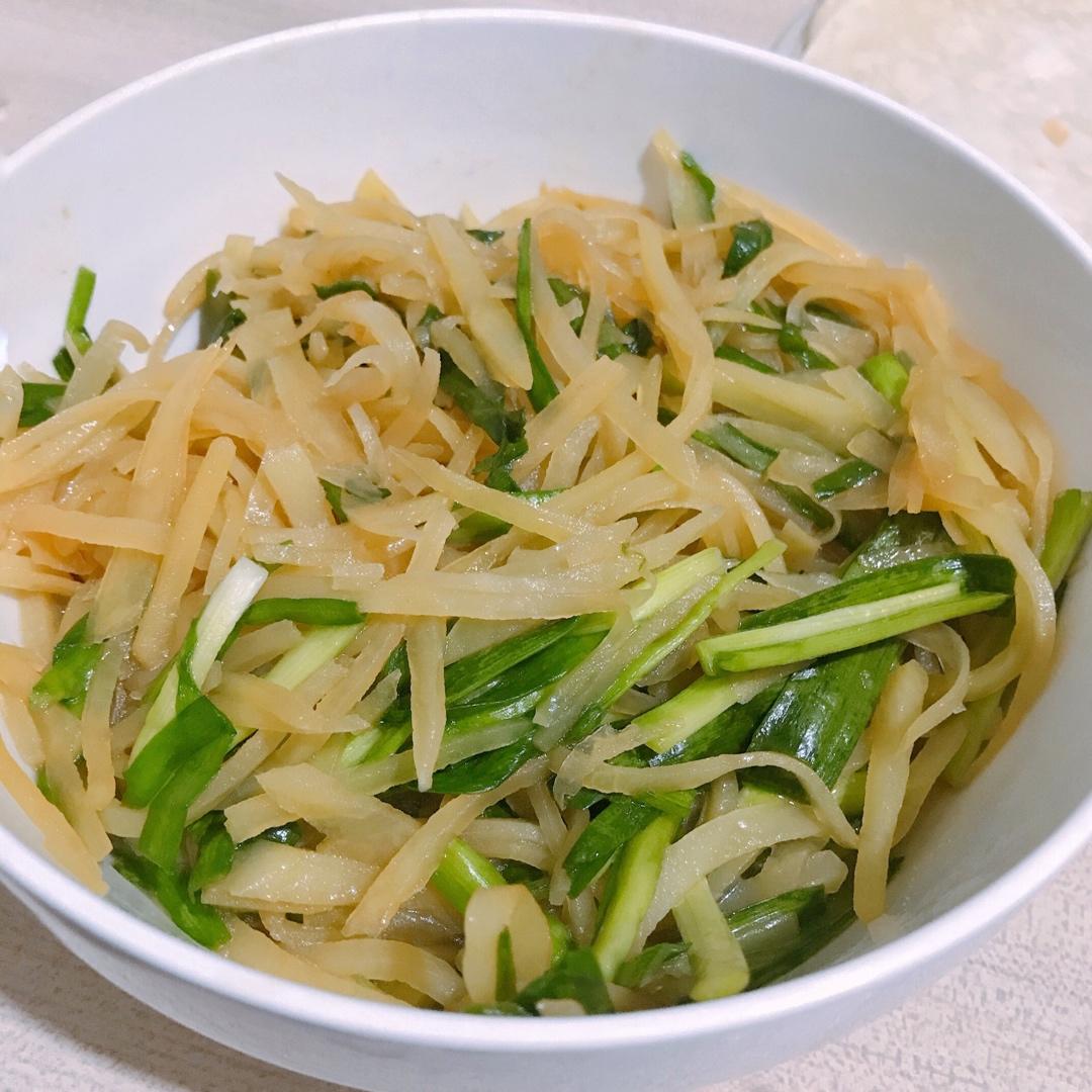 韭菜土豆丝
