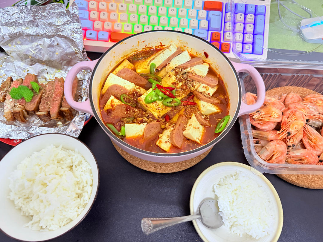 下饭神器🔥懒人韩式午餐肉豆腐锅
