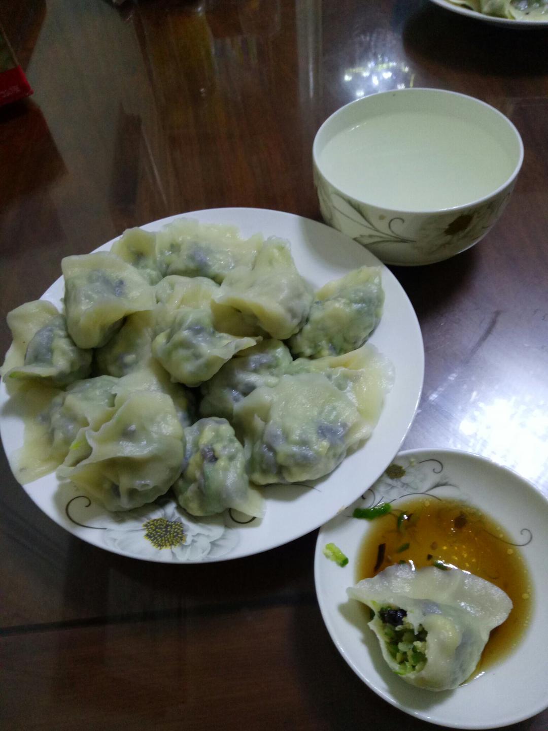黄瓜鸡蛋水饺