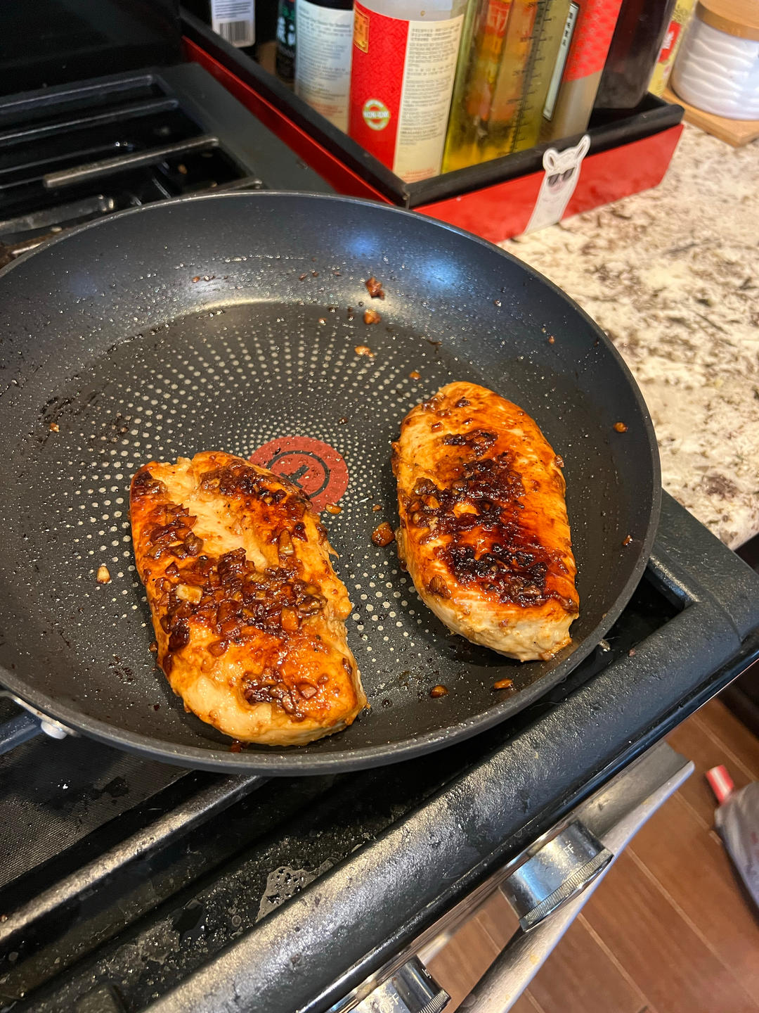 酷炫屌炸天好吃的煎鸡胸肉（香蒜蜂蜜煎鸡胸肉）