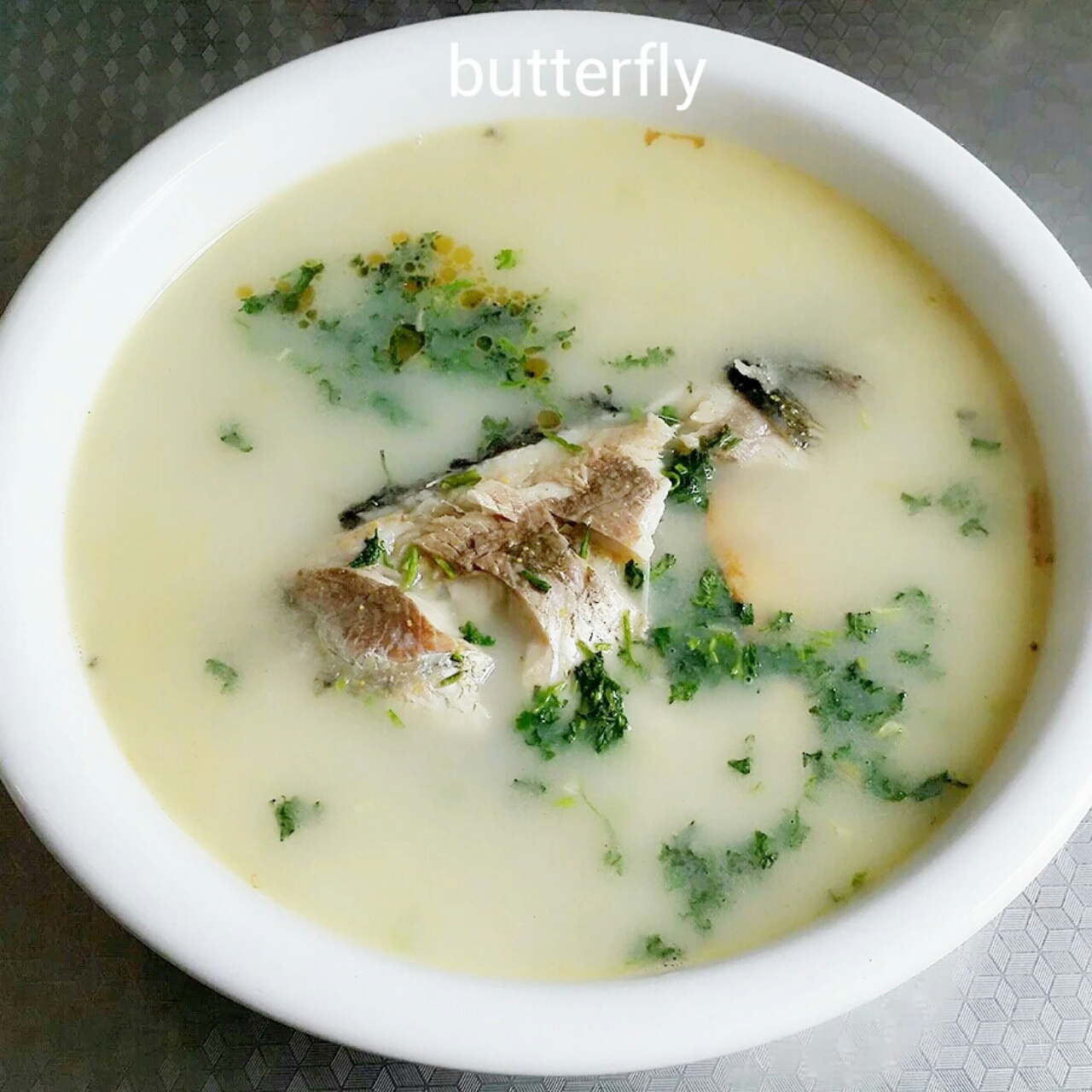鲫鱼豆腐汤