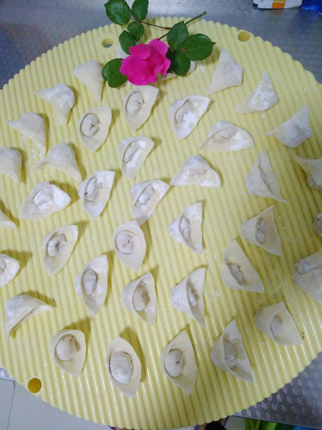 元宝馄饨的包法