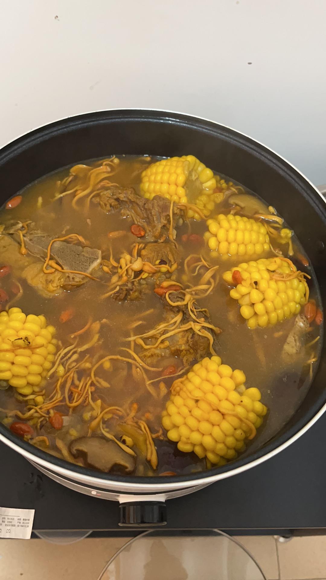 肾虚 巨好喝‖虫草花猪骨汤