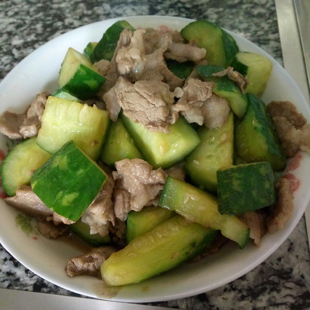 黄瓜炒肉