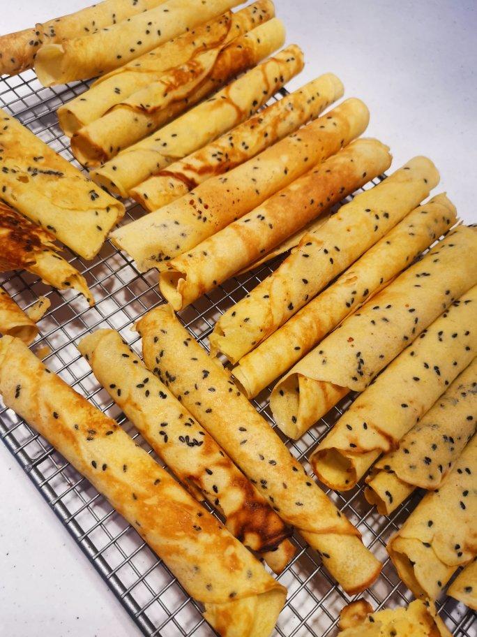 芝麻香酥蛋卷（视频食谱）