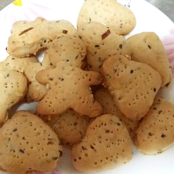 无糖低盐芝麻葱香燕麦饼干