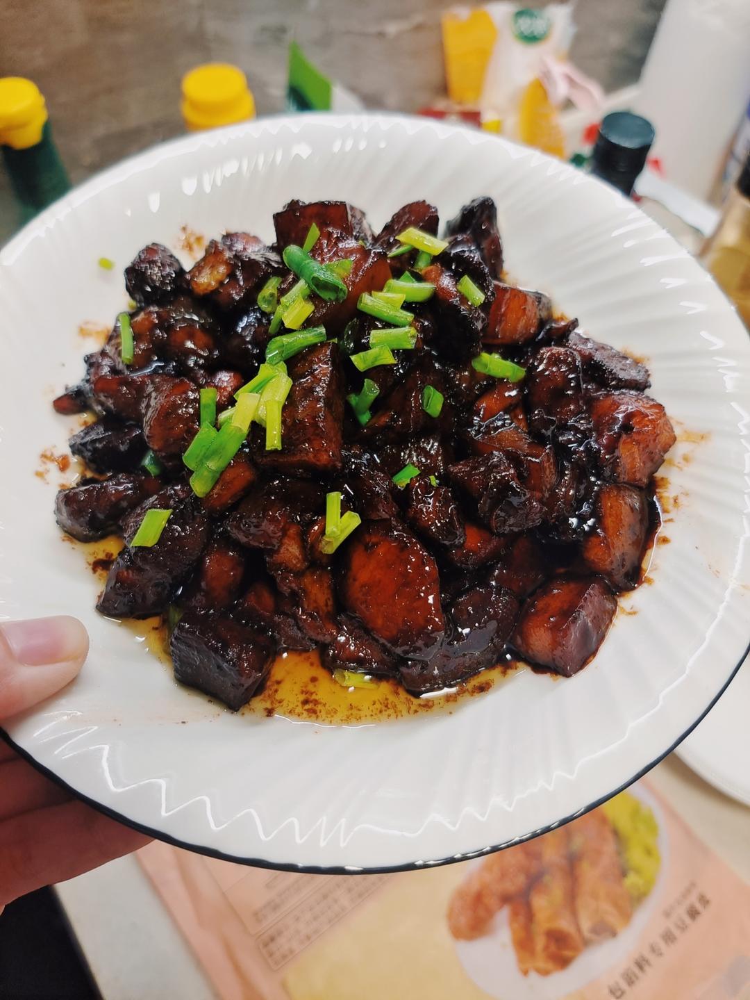 家常版的红烧肉（一点都不腻，软，糯)