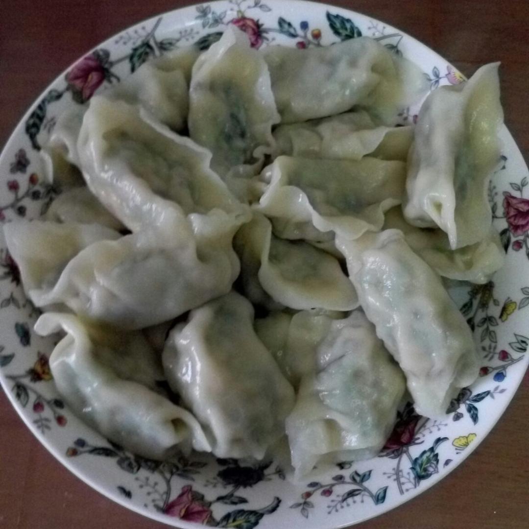 午餐2016年10月11日 #午餐2016年10月11日#发发存图,是自己包的饺子