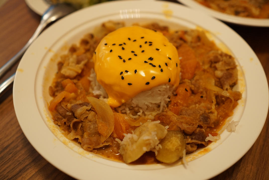 番茄肥牛芝士火山拌饭