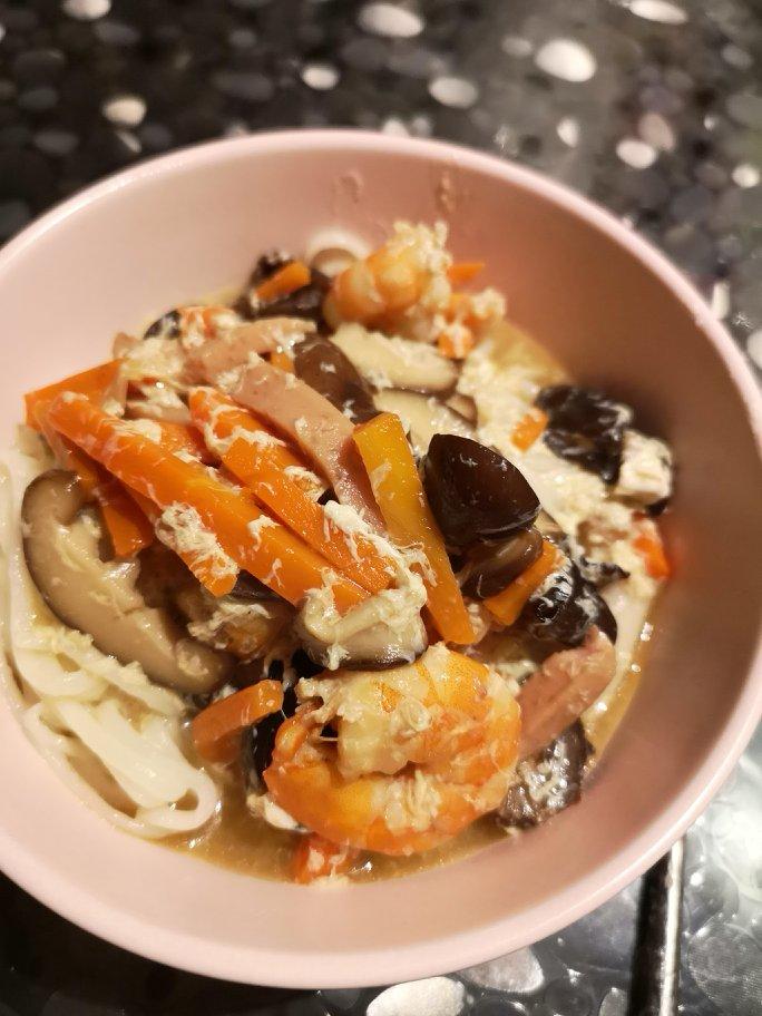 虾仁香菇打卤面