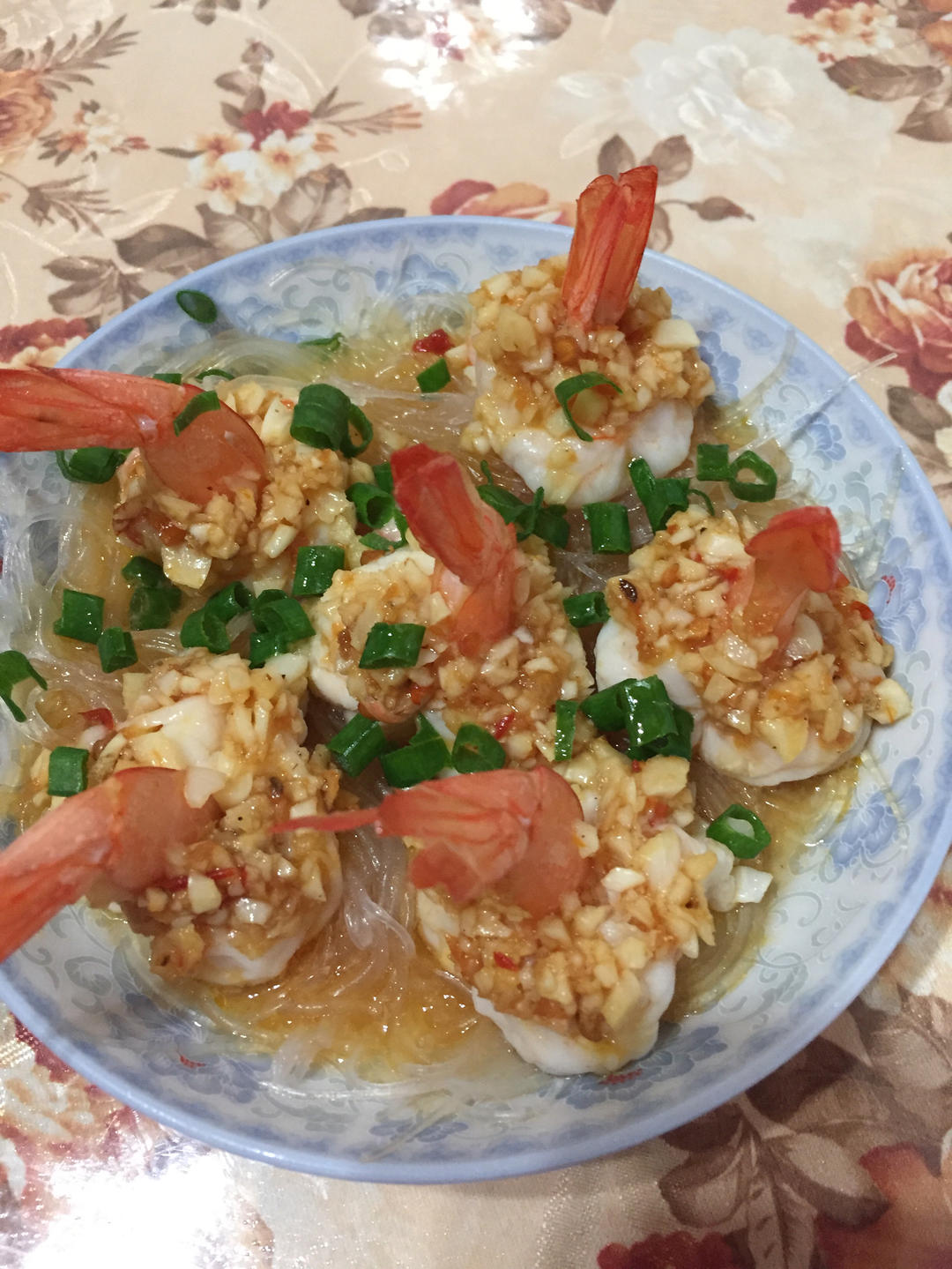 年夜菜之腰缠万贯~蒜蓉粉丝蒸虾尾