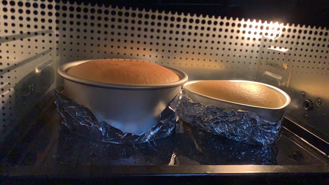 入口即化的酸奶蛋糕，又嫩又软都不用嚼，新手一看就会