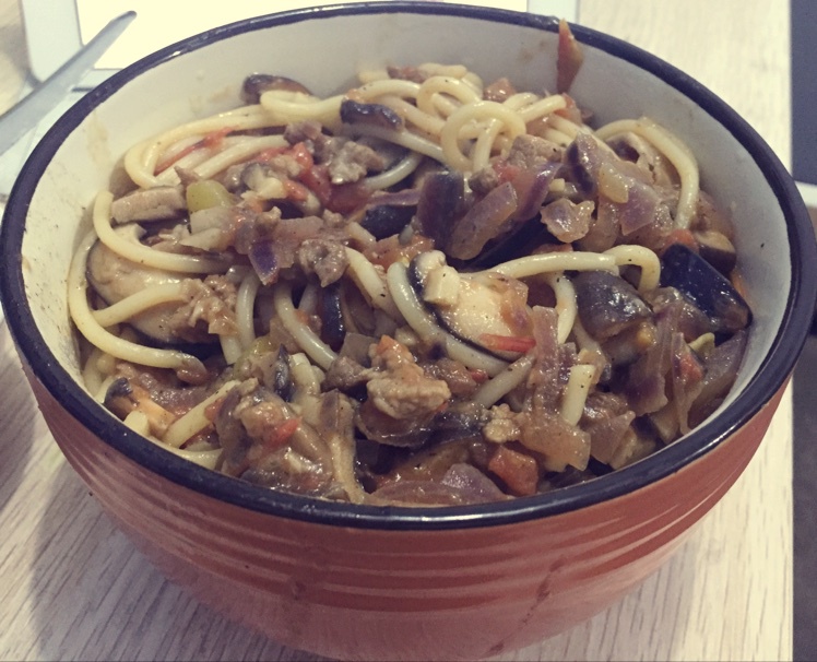 蕃茄蘑菇肉酱意大利面