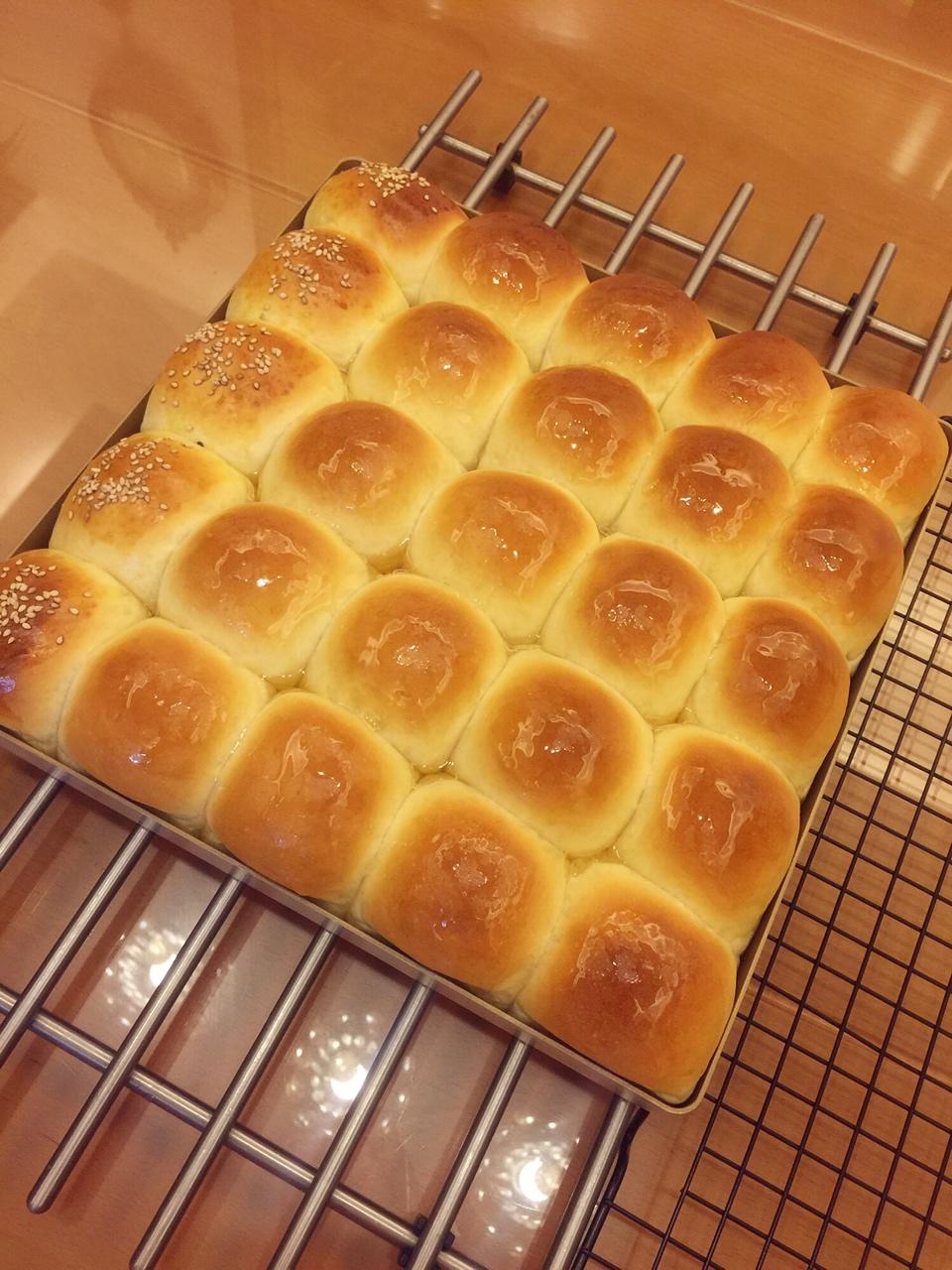 林之小艺做的蜂蜜奶香小排包