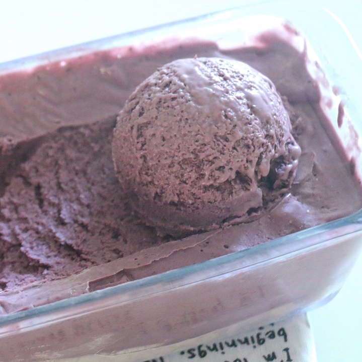 蓝莓冰淇淋，无冰渣，无需冰淇淋机