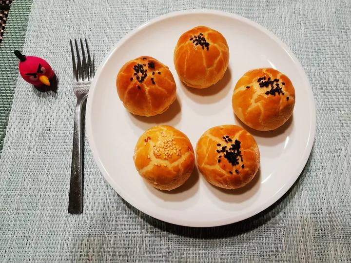 蛋黄酥酥酥（超级奶香黄油版）