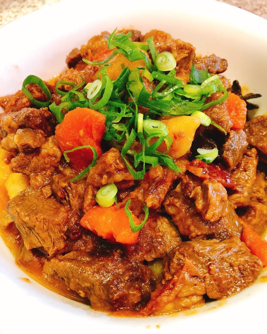 红烧牛肉土豆 （独家秘制）