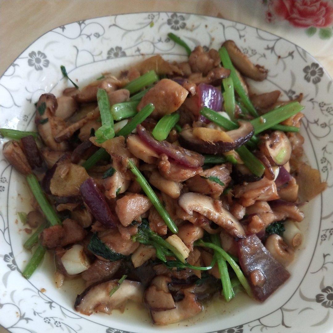 香菇滑鸡