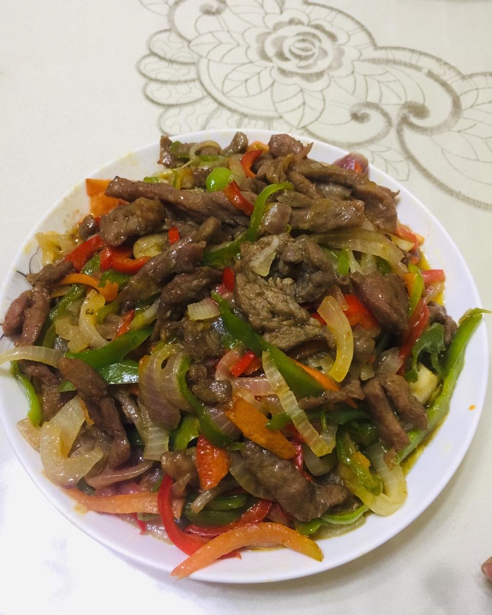 洋葱炒牛肉