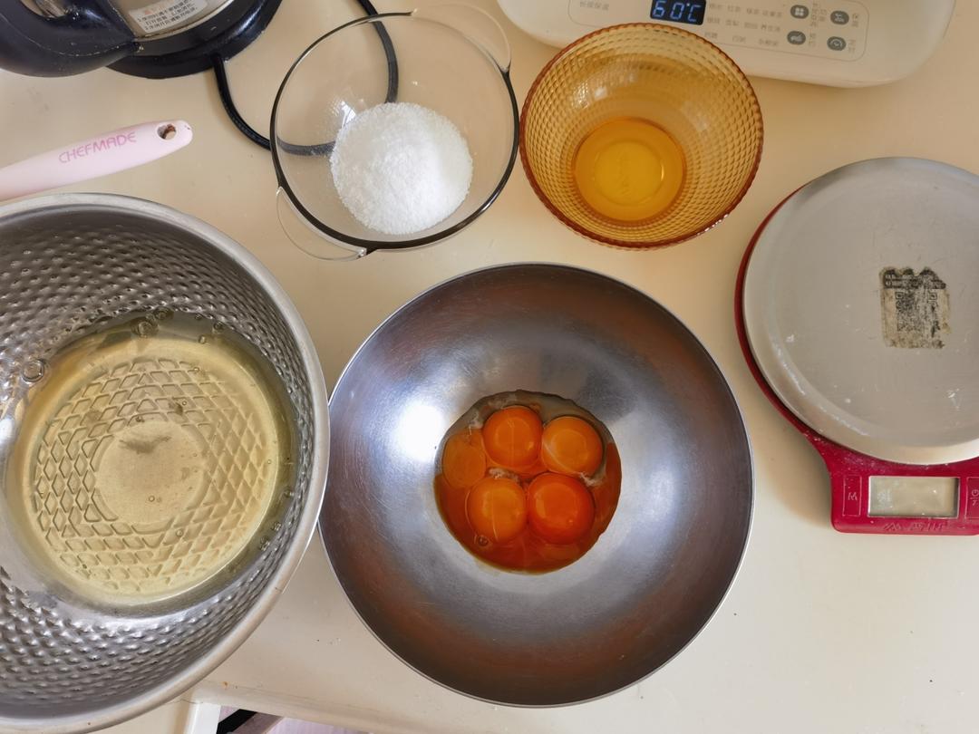 7寸中空戚风蛋糕