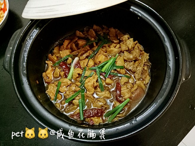 咸鱼花腩煲的做法步骤图 咸鱼花腩煲怎么做好吃 Pet猫猫 下厨房 咸鱼花腩煲的做法步骤图 咸鱼花腩煲怎么做好吃 Pet猫猫 下厨房