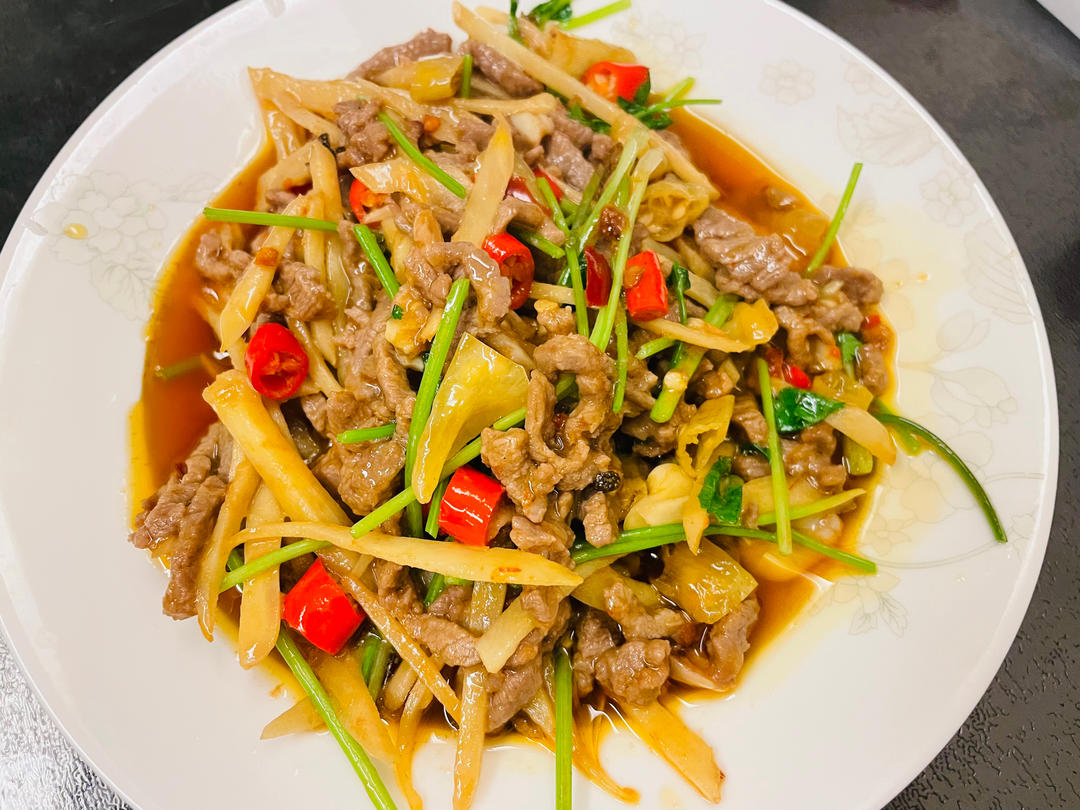 野山椒炒牛肉