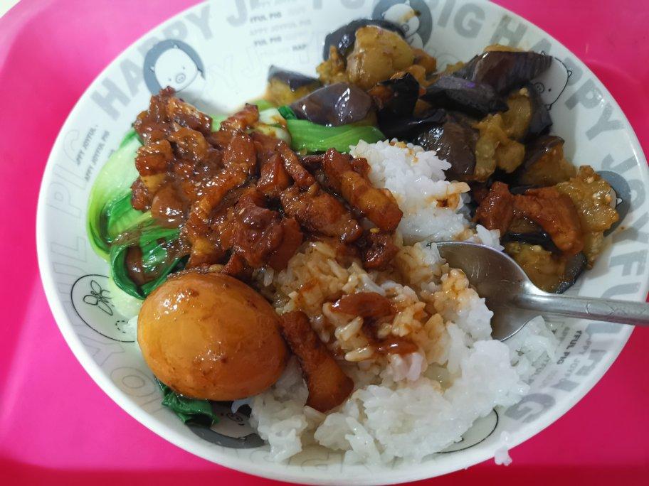 好吃到停不下来的卤肉饭