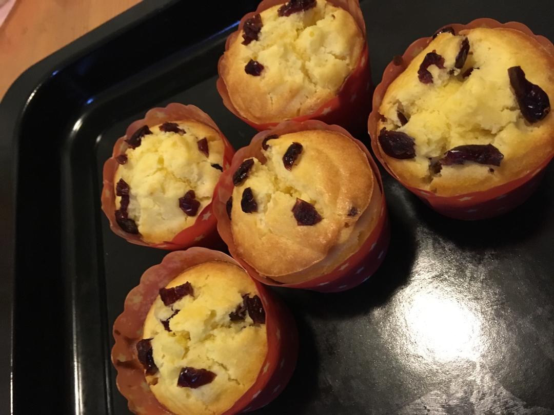 10分钟全家低糖低卡早餐 快手椰奶椰丝、樱桃、蔓越莓、蓝莓、桑葚玛芬蛋糕（Muffin）