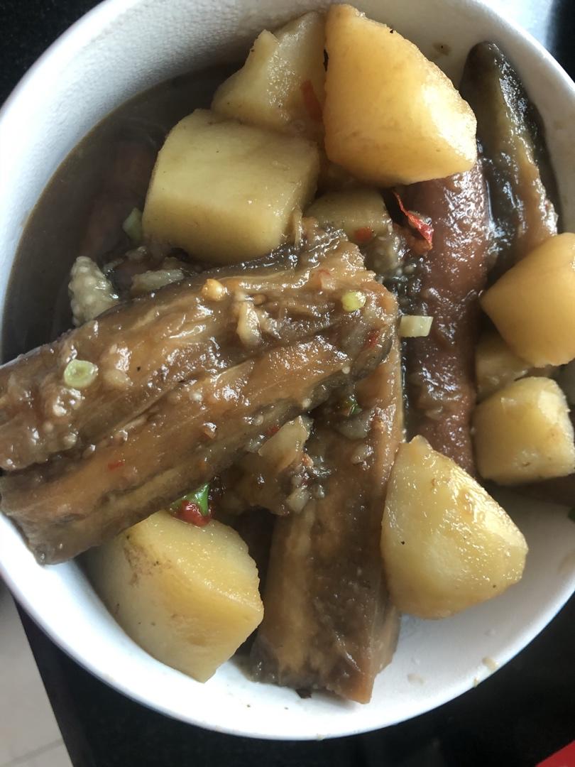 土豆炖茄子