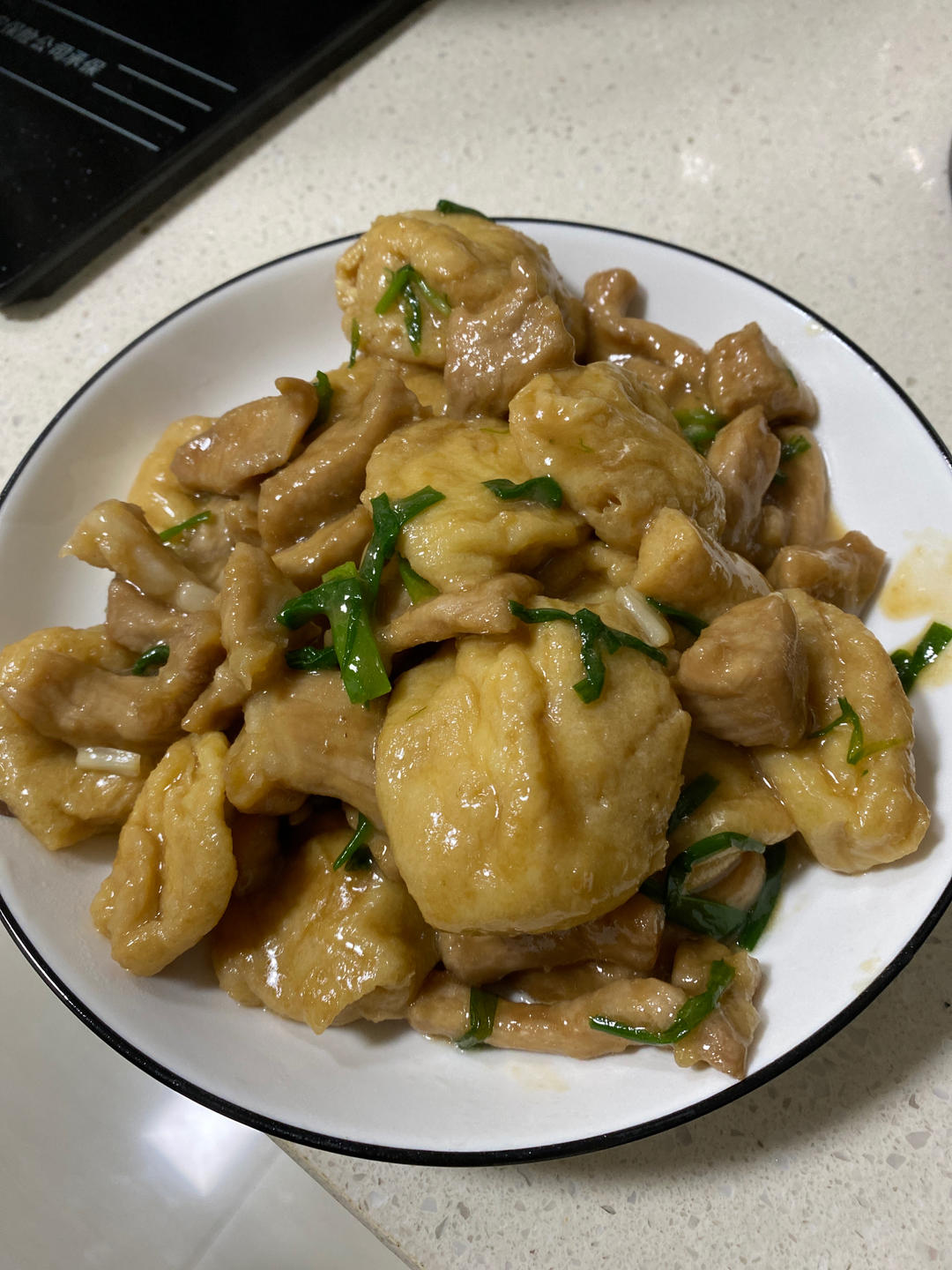 豆腐泡炒肉片