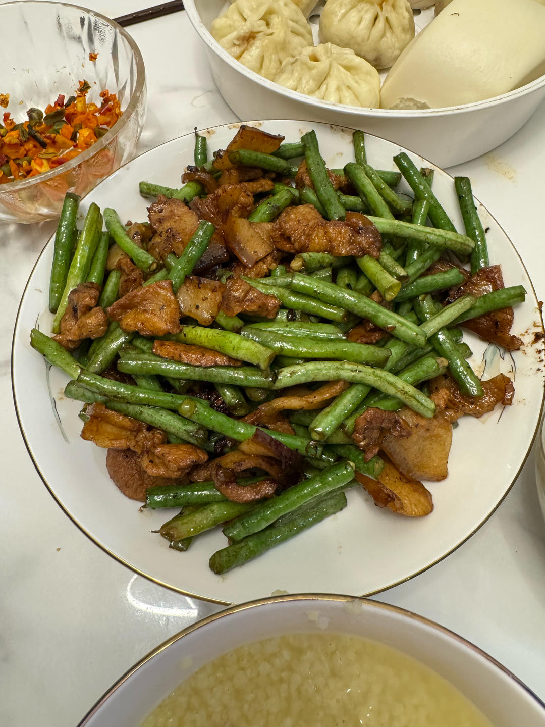 豆角炒肉片
