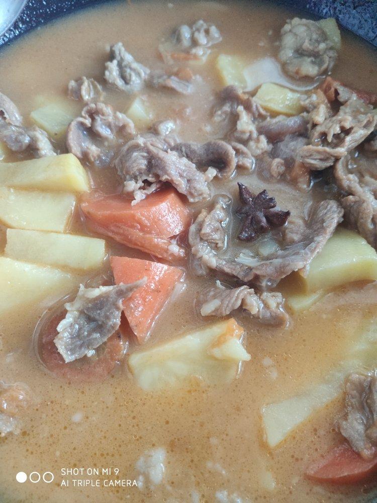 土豆炖牛肉