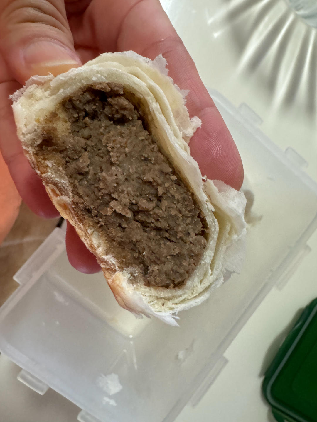 酥到掉渣薄如蝉翼的中式酥饼      （附整形视频和桃花酥及老婆饼的整形）