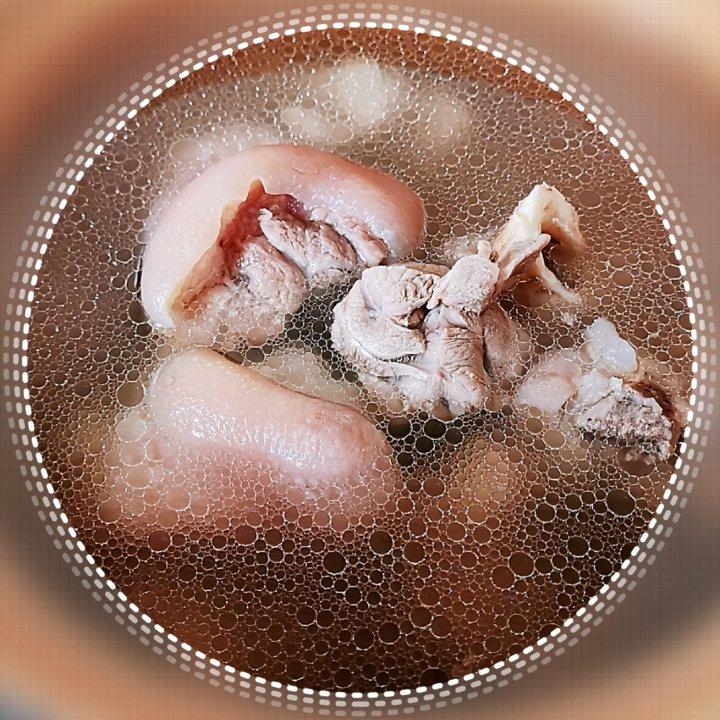 蹄膀汤