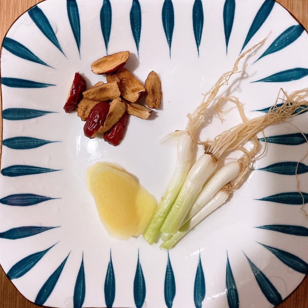 宝宝食疗方｜葱白姜水，8m+感冒初期亲测有效